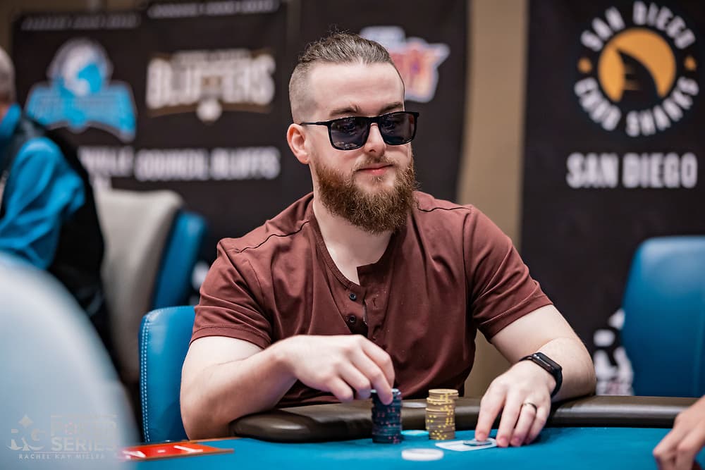 Poker photo 1